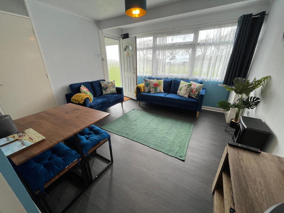 Macs Shack, California Sands, Scratby - Two Bed Chalet, Sleeps 5, Pet Friendly, Free Pool Passes Plus Linen And Towels Included Great Yarmouth Exteriör bild