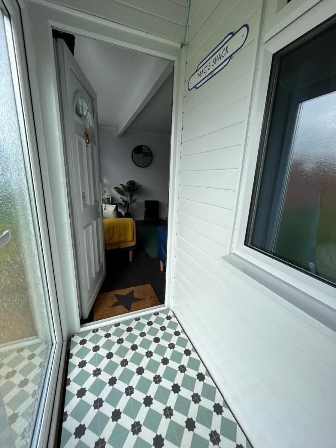 Macs Shack, California Sands, Scratby - Two Bed Chalet, Sleeps 5, Pet Friendly, Free Pool Passes Plus Linen And Towels Included Great Yarmouth Exteriör bild